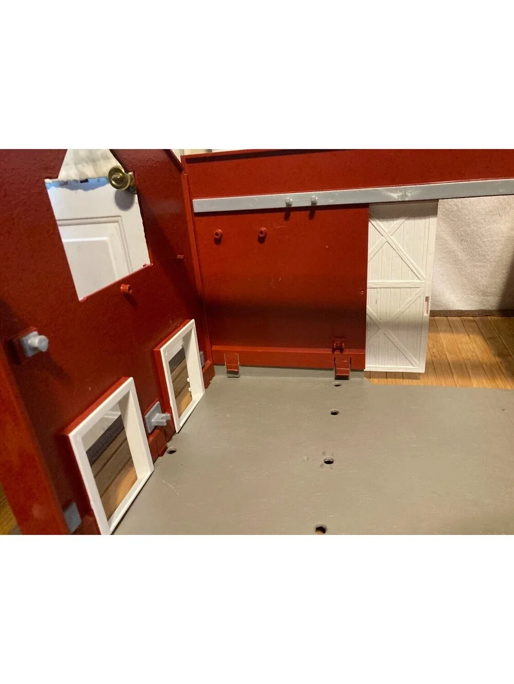 Schleich Big Red Barn Horse Stable Toy Playset Sliding Doors Stall incomplete